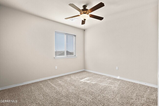 Building Photo - 14252 Earl Chokiski