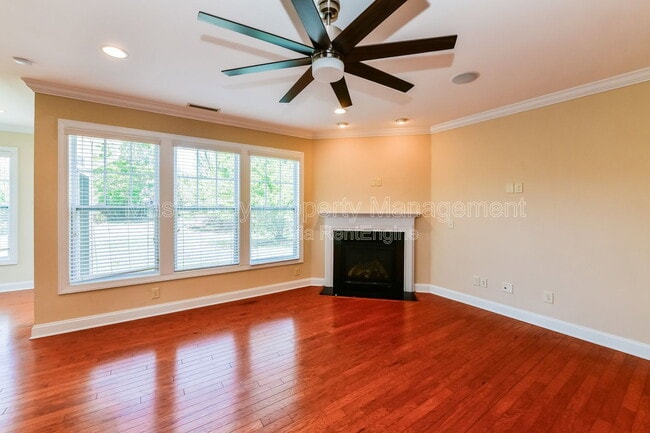 Building Photo - 906 Keaton Ridge Court