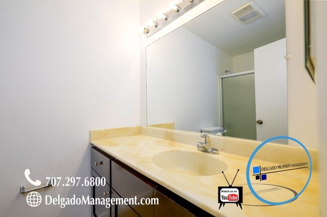 Building Photo - Bay View Villas newly remodeled 2 bedroom ...