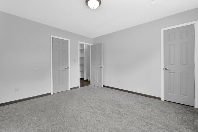 Building Photo - 53 Neil St