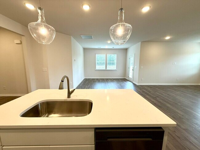 Building Photo - 9093 Malahide Ln