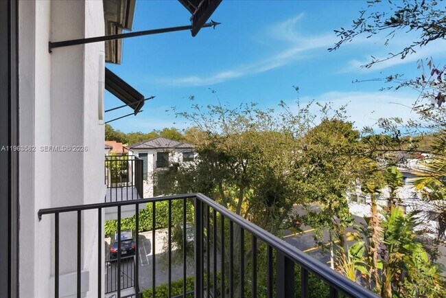 Building Photo - 7743 SW 99th St