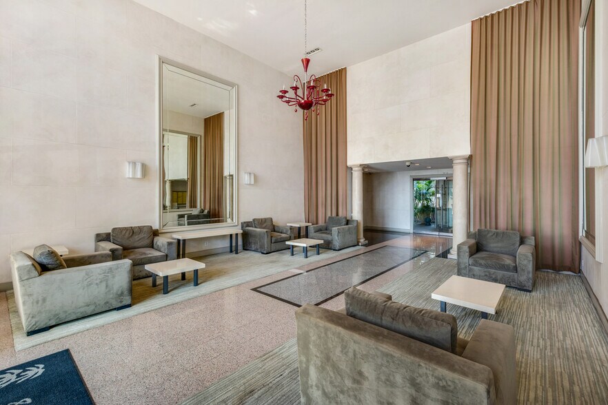 Building Photo - 801 Ocean Ave