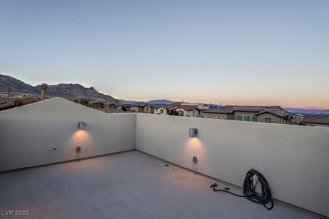 Building Photo - 367 Pollino Peaks St