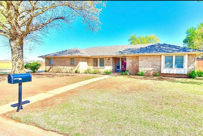 Building Photo - 814 Hickory Stick Dr