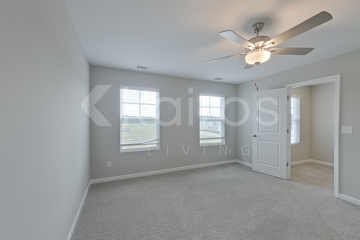 Building Photo - 5171 Cobalt Fls Bnd