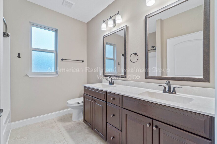 Building Photo - 209 Casper Dr