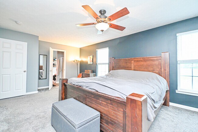 Building Photo - 5469 Fairford Ct