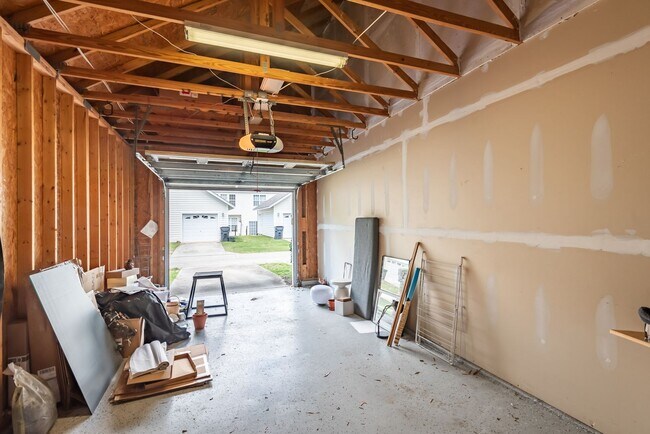 Building Photo - Hope Valley Farms Townhouse