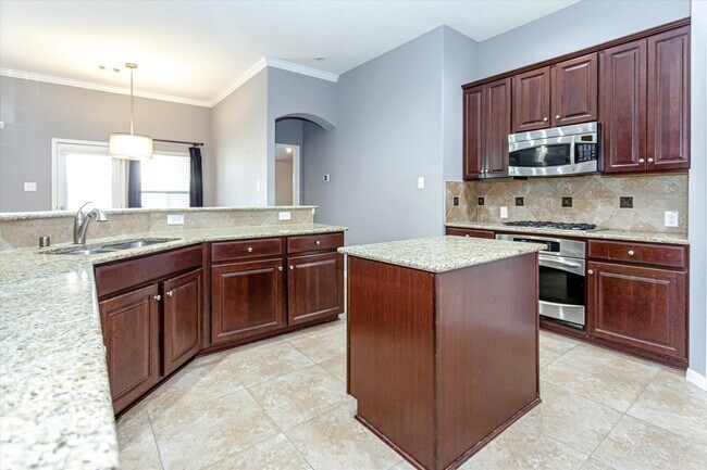 Building Photo - 14322 Baron Creek Ln