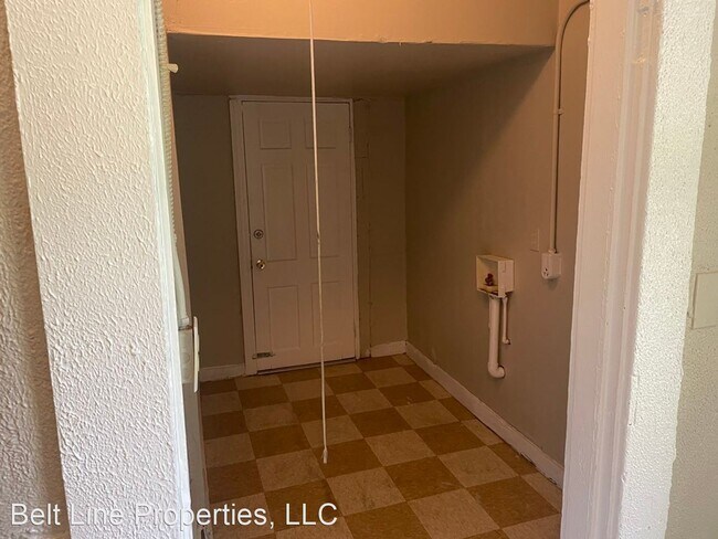 Building Photo - 2 br, 1 bath House - 365 Boston St