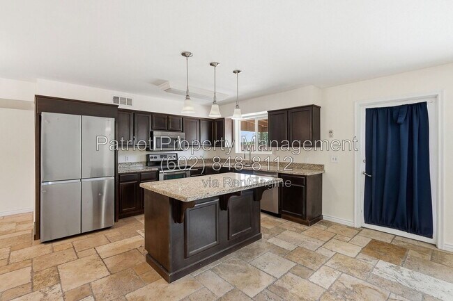 Building Photo - 1275 W Del Rio St
