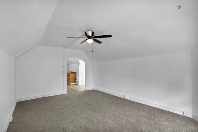 Building Photo - Cozy 1-Bedroom Unit in the heart of Spokane