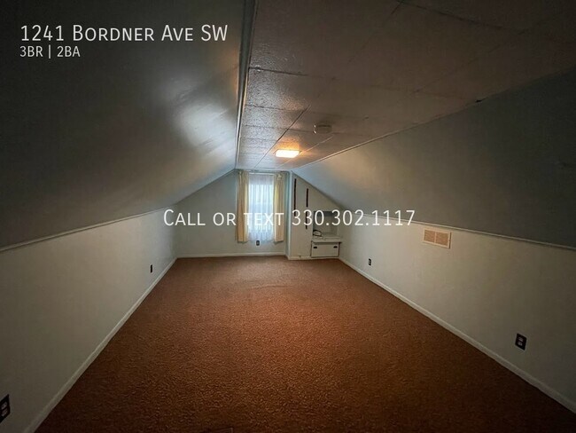 Building Photo - 1241 Bordner Ave SW