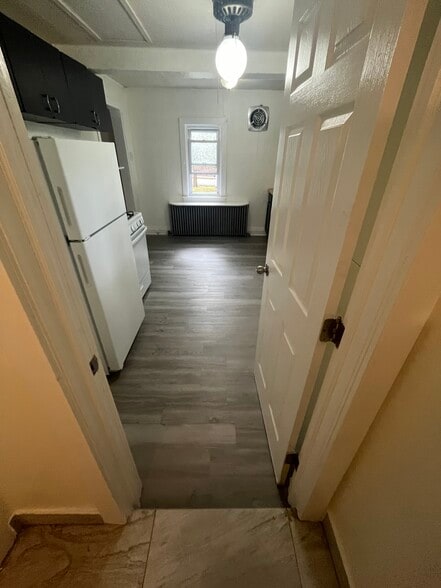 Building Photo - 485 Hillside Ave