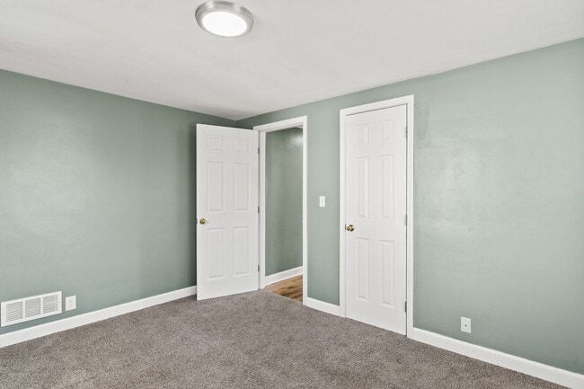 Building Photo - Charming 3-Bedroom Home in Newark, Ohio