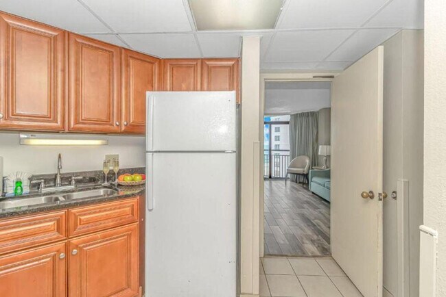 Building Photo - 1501 S Ocean Blvd