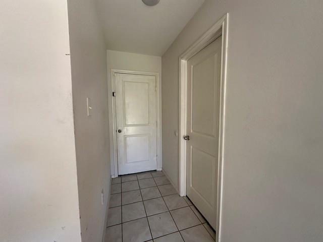 Building Photo - 1202 Meadow Wood Ct
