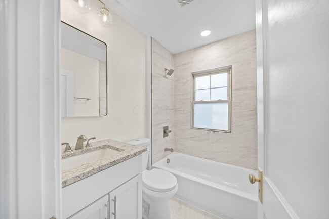 Building Photo - 263 Crestview Rd