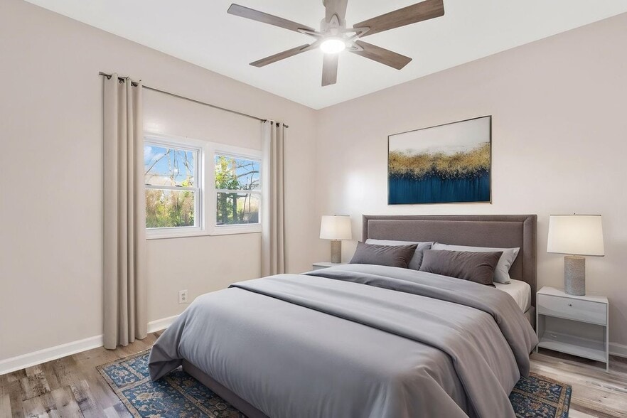 Building Photo - 125 Roosevelt St