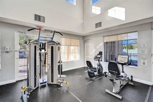 Building Photo - 12193 SW 124th Ct