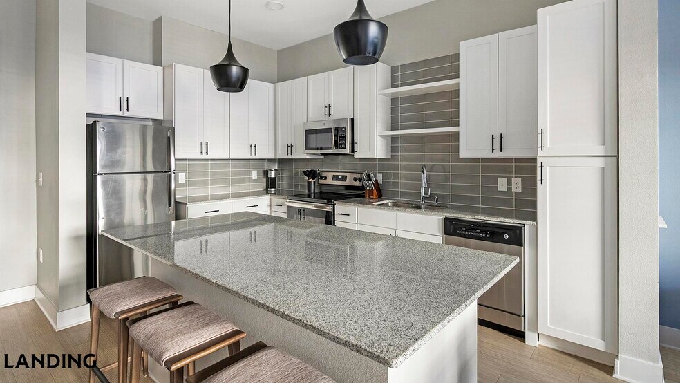 Building Photo - 15401 Chenal Pkwy