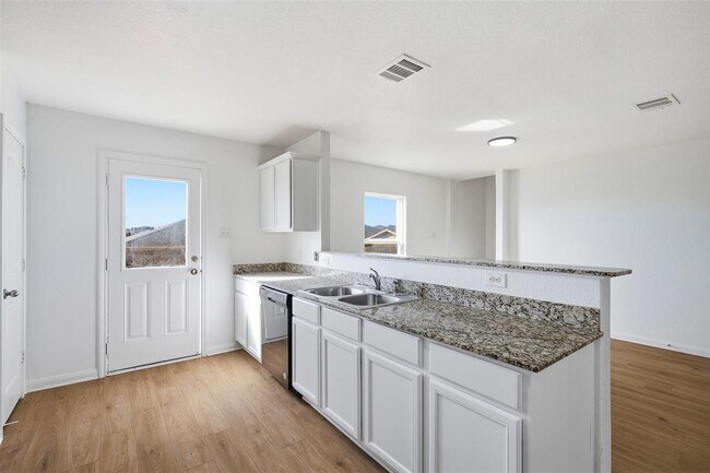 Building Photo - 1013 Woodward Ct