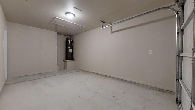 Building Photo - ALL TILE LUXURY DUPLEX IN KILLEEN CLOSE TO FORT HOOD ONLY $1395!!!!