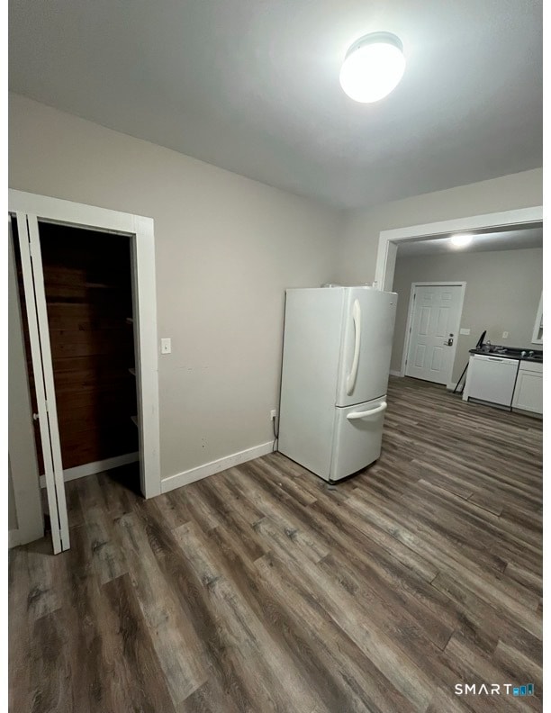 Building Photo - 26 Monroe St