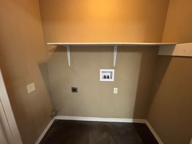 Building Photo - 30 Pirate Loop