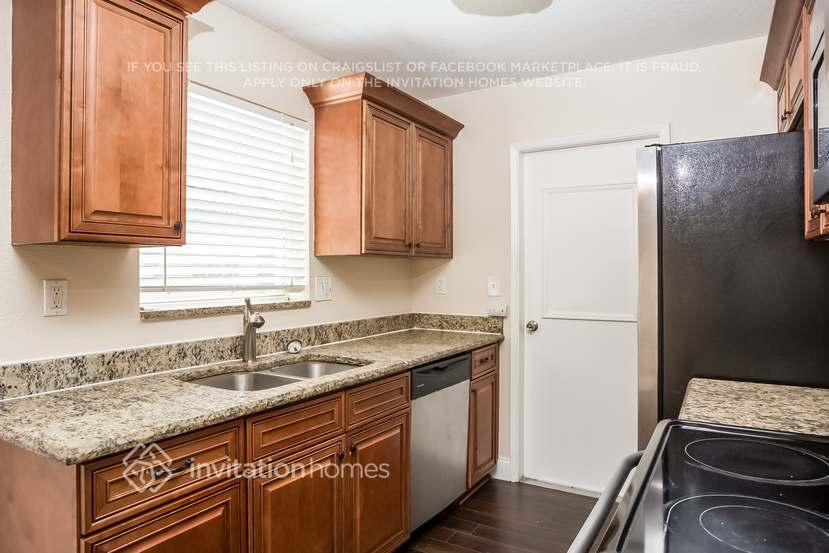 Building Photo - 926 Northern Dr