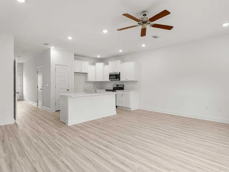 Building Photo - 47 Mamba Ln