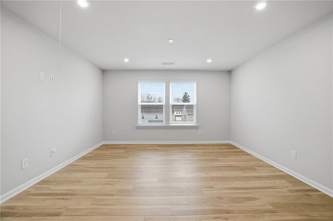 Building Photo - 1543 Maston Rd