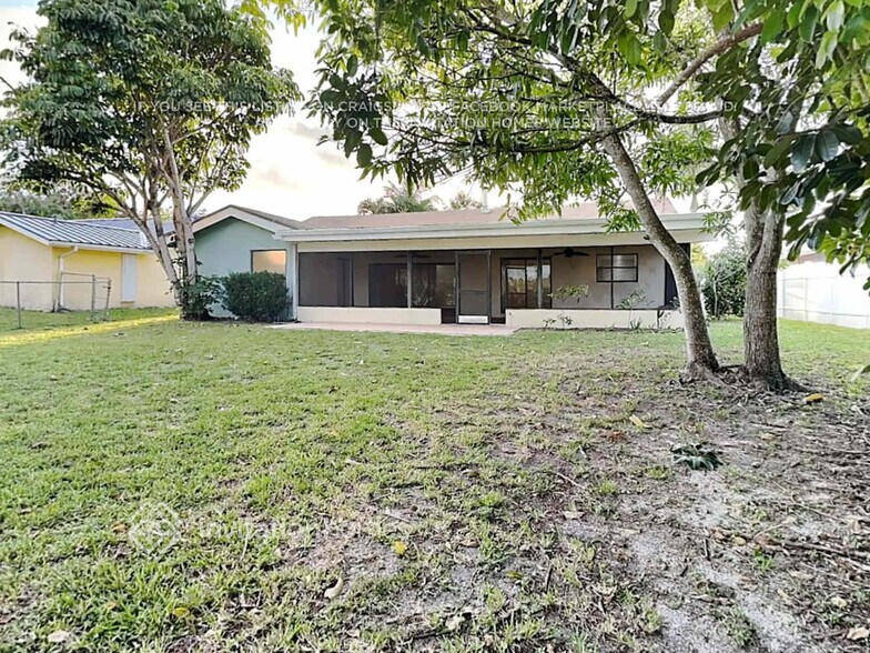 Building Photo - 630 NW 48th Ave