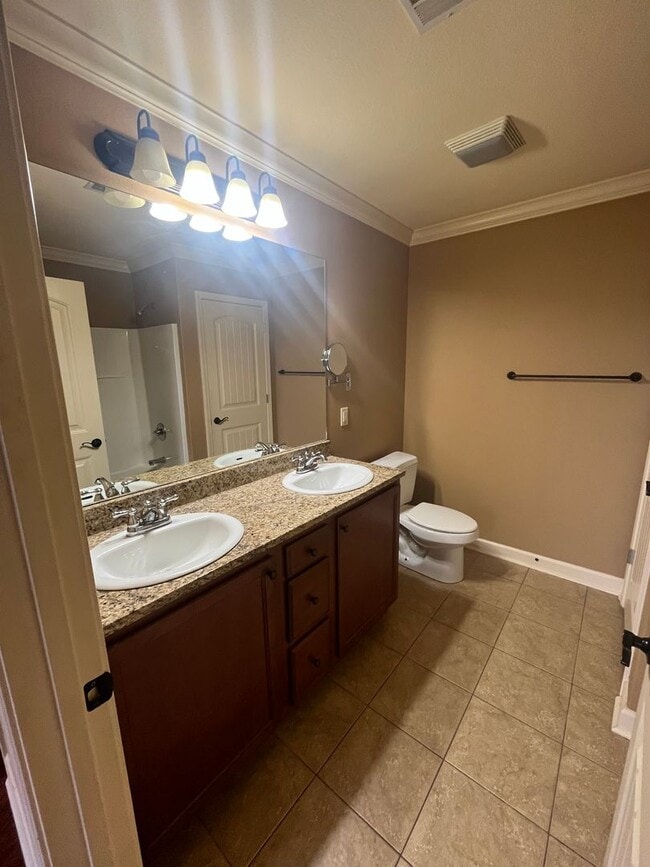 Building Photo - West Little Rock Rental!