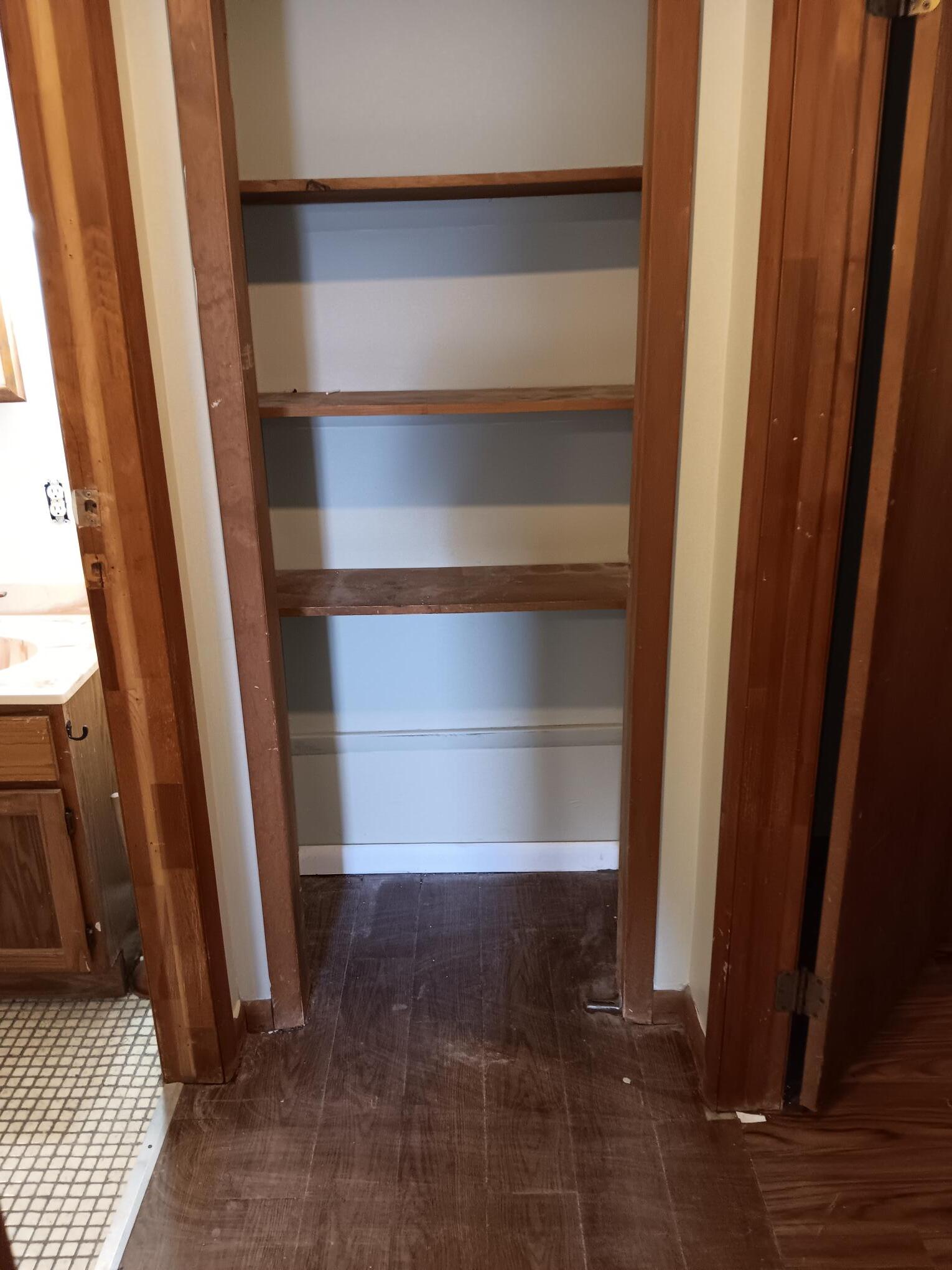 Building Photo - 1322 W Main St