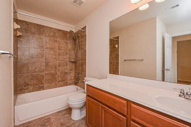 Building Photo - 3238 Upland Spring Trace