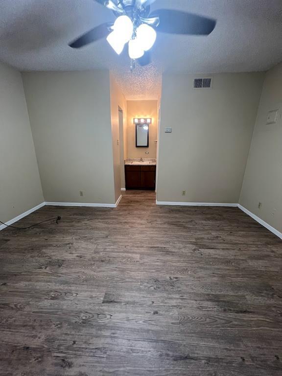 Building Photo - 202 E 32nd St