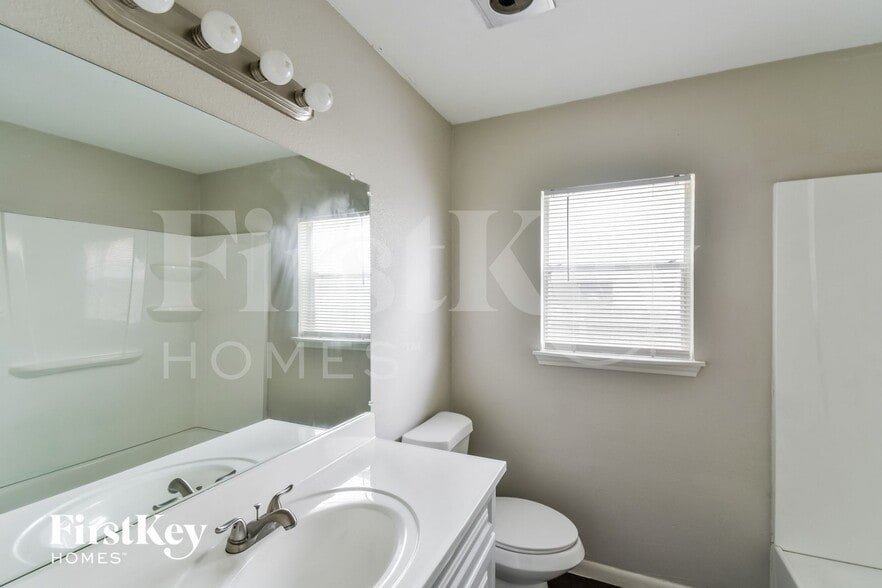 Building Photo - 10038 Wind Burn Trail