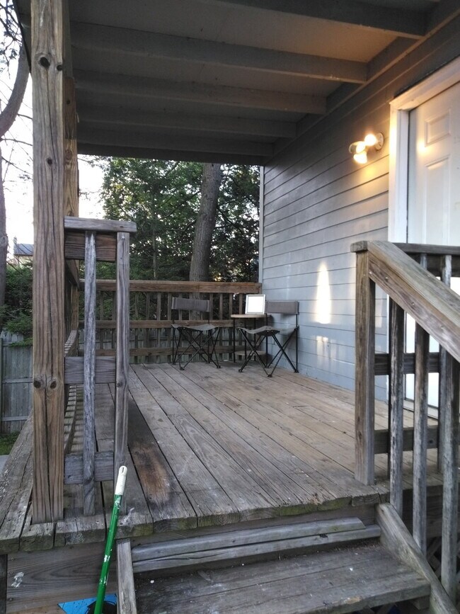 Building Photo - 22 Nanticoke Ave