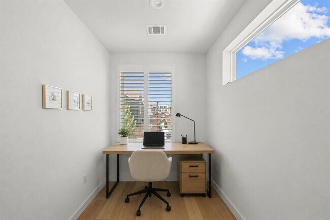 Building Photo - 2115 Mc Fly St