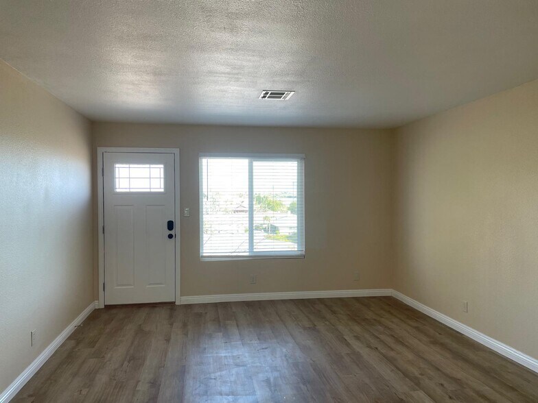 Building Photo - 151195 Rio Vista Dr