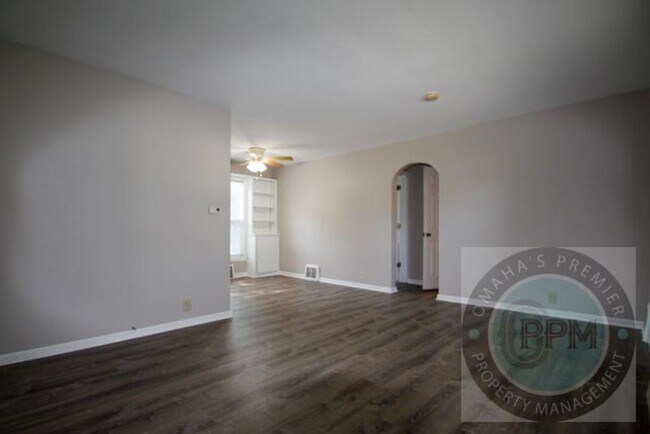 Building Photo - Charming 2Bd/1Ba home in Bellevue