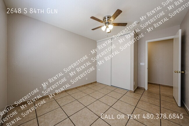 Building Photo - 2648 S 84th Gln