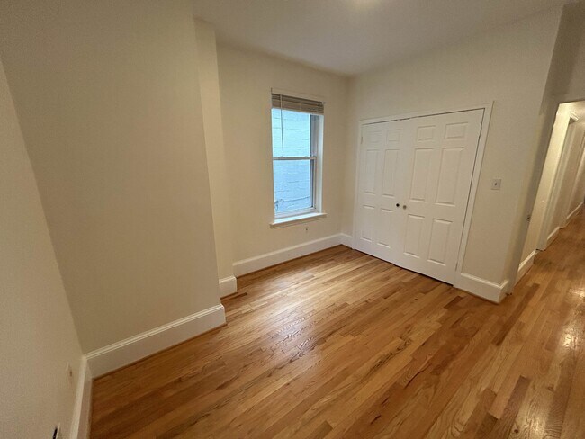 Building Photo - 1439 Girard St NW