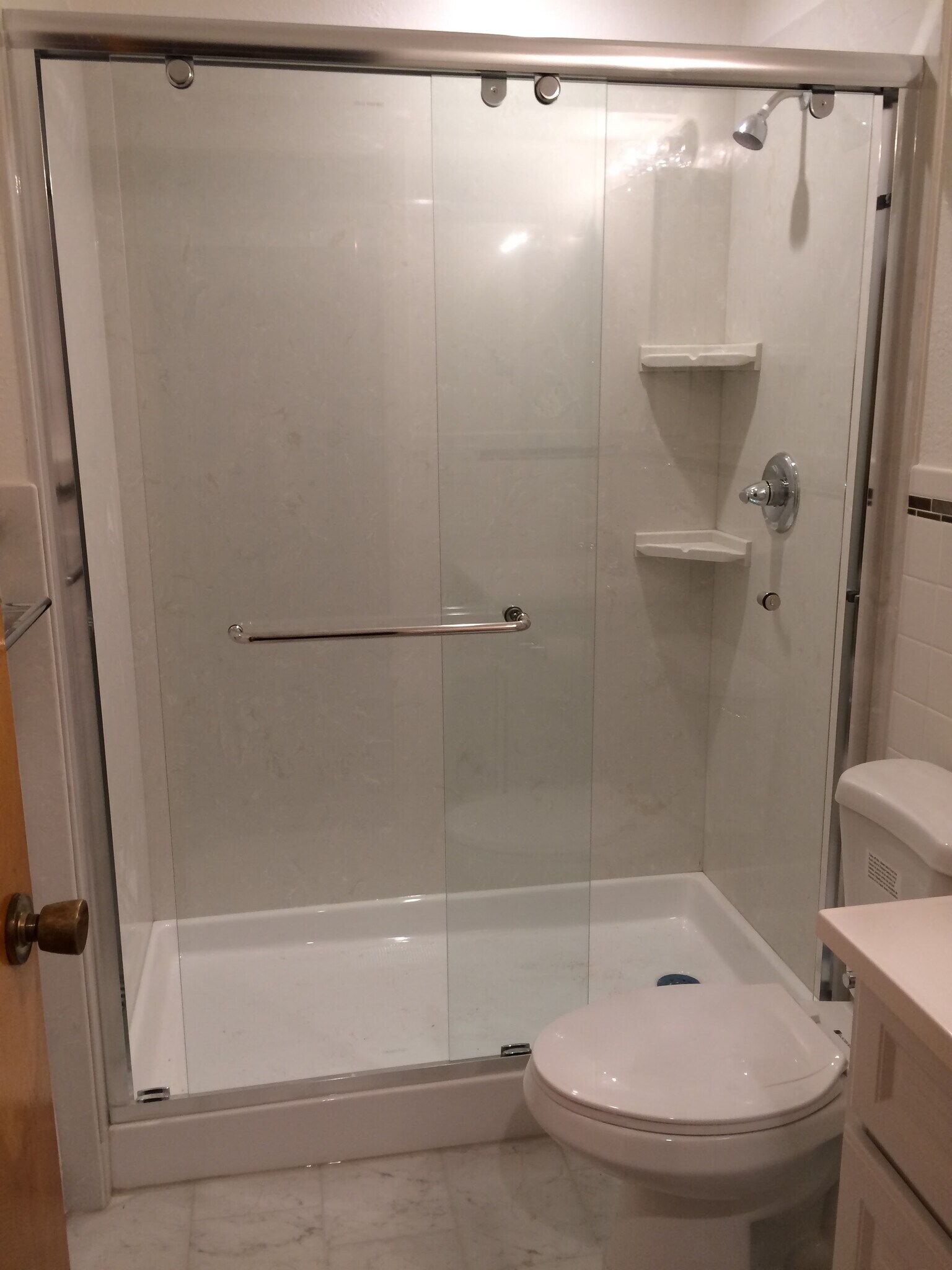 Bathroom - 1215 43rd Ave
