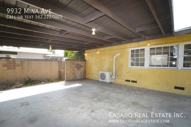 Building Photo - 9932 Mina Ave
