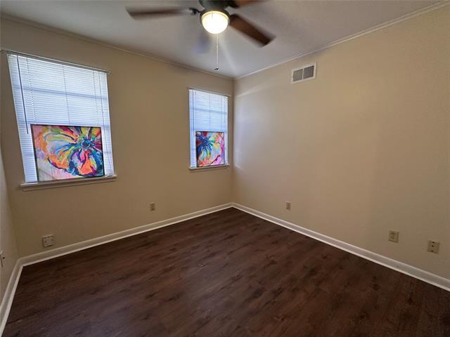 Building Photo - 334 Wayne Dr