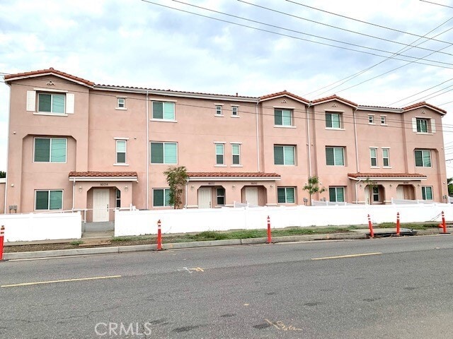 Building Photo - 16006 Francisquito Ave