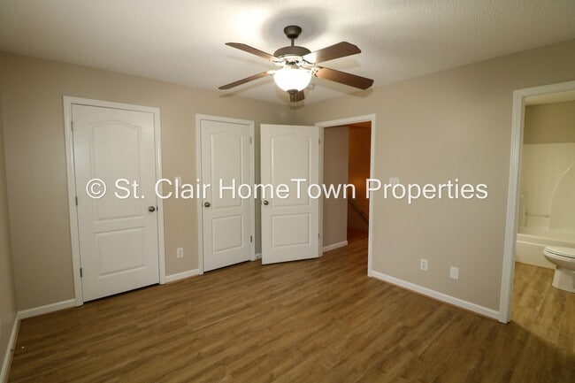 Building Photo - Newly Renovated Triplex